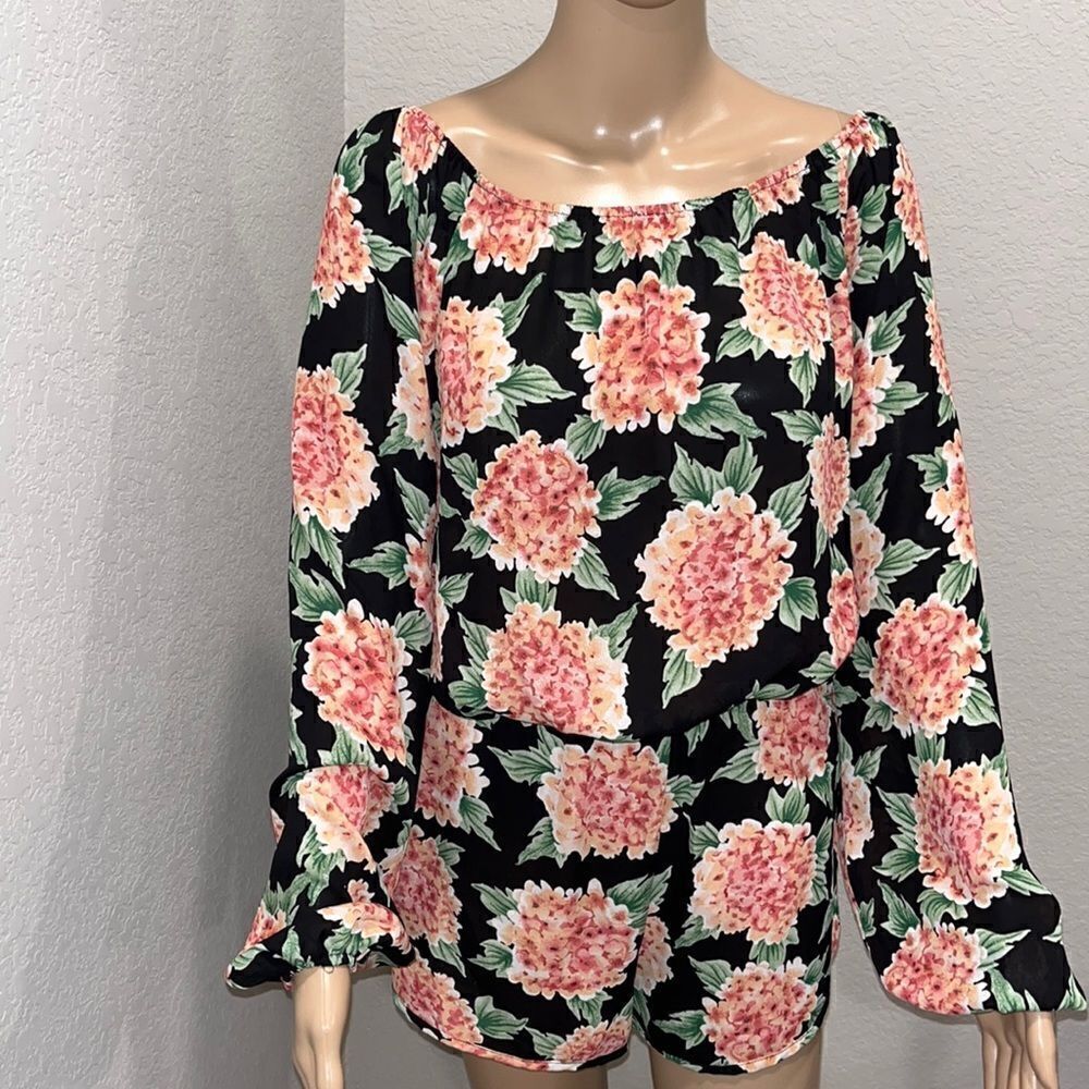 New Show me your mumu  peony floral print romper